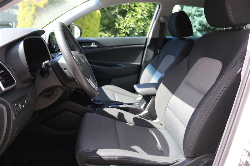 Hyundai Tucson 1,6 ČR,4x4, Automat - fotka 15 z 53