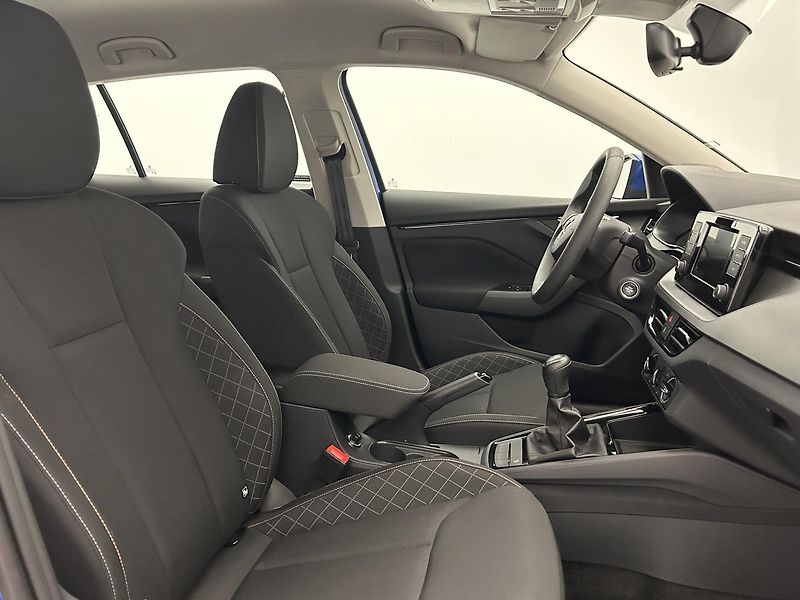 Škoda Scala 1.0 TSI  Ambition   Plus - fotka 19 z 22
