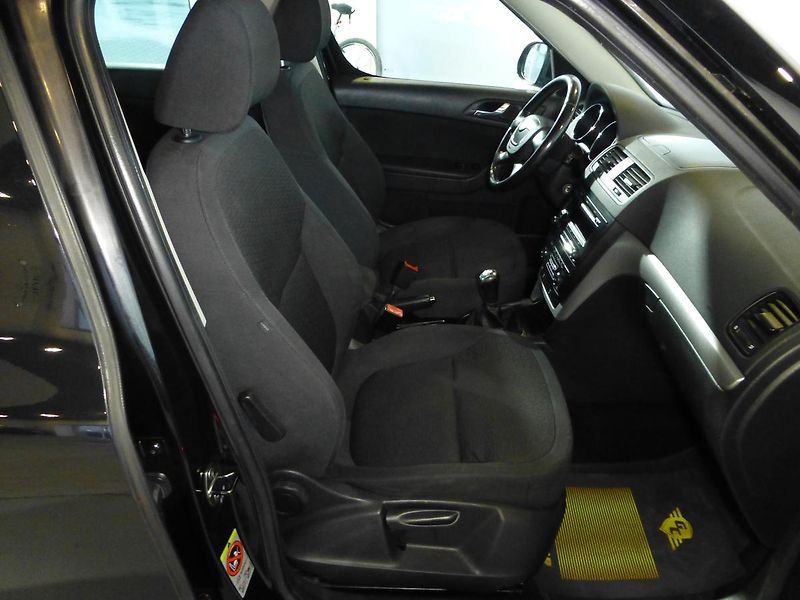Škoda Yeti (2010) 1,2TSI-77KW*DIGI*PARK S*VYHŘ.S - fotka 20 z 26
