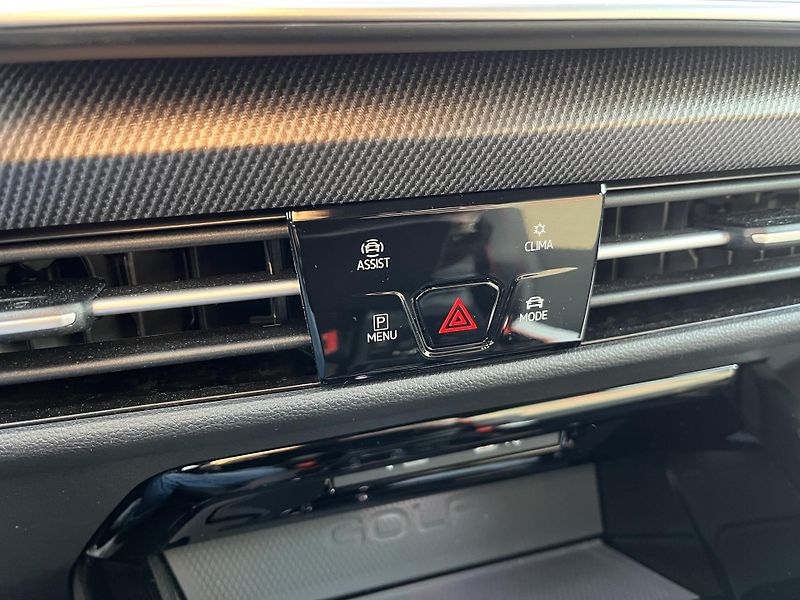 Volkswagen Golf GTI Clubsport 2,0 TSI 221 kW 7 - fotka 20 z 24