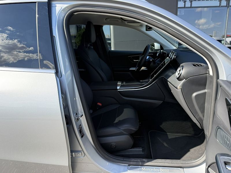 Mercedes-Benz GLC (2025) 220 d 4MATIC - fotka 38 z 47