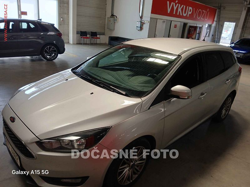 Ford Focus (2018) 1.5 TDCI, autoAC - fotka 3 z 3