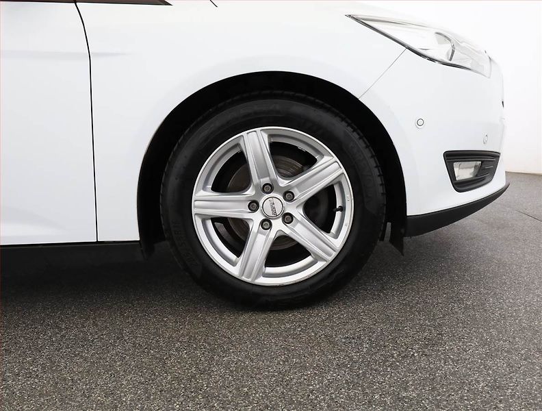 Ford Focus (2016) 1.0 EcoBoost, Serv.kniha - fotka 17 z 17