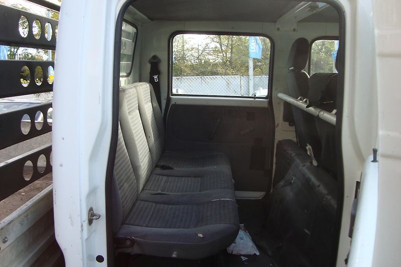 Nissan Cabstar (2003) 3.0TDi,88Kw,6-míst,STK+ME 9/28 - fotka 27 z 53