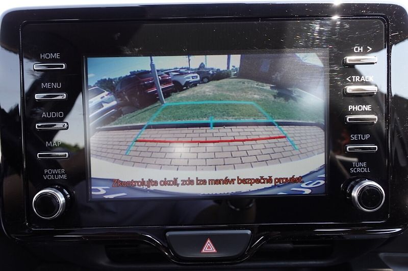 Toyota Yaris 1,5HSD Comfort - fotka 21 z 26