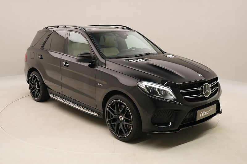 Mercedes-Benz GLE 43 AMG 4MATIC AUT  - fotka 16 z 67