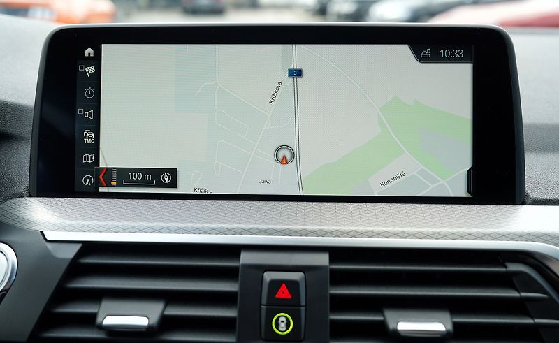 BMW X4 (2020) 2.0d xDrive Mpaket/190PS/ČR - fotka 40 z 46