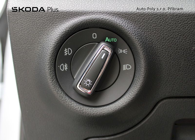 Škoda Kamiq (2023) Monte Carlo 1.5TSI / 110kW 6°M - fotka 12 z 24