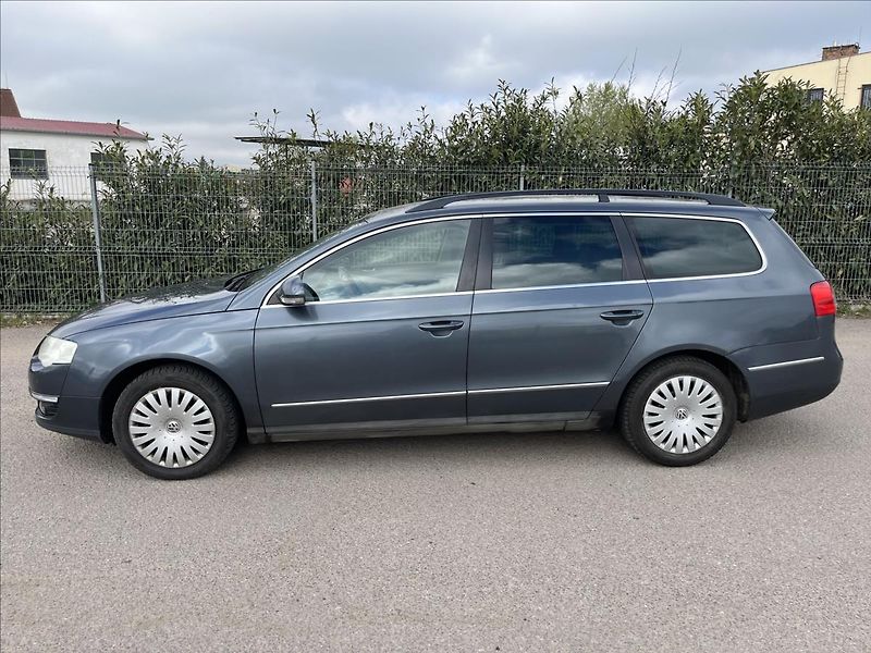 Volkswagen Passat 1,9 TDi KLIMA ROZVODY - fotka 4 z 32