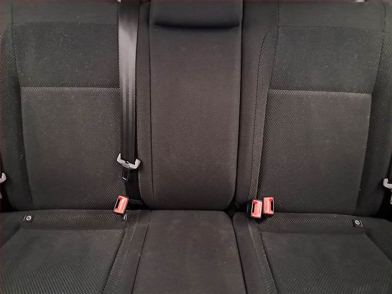 Škoda Fabia (2008) 1.4 TDI, Serv.kniha - fotka 10 z 15
