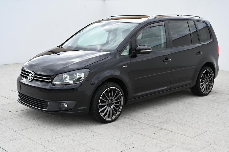 Volkswagen Touran 2.0TDI 103KW Life 10/2013 - fotografie inzerátu