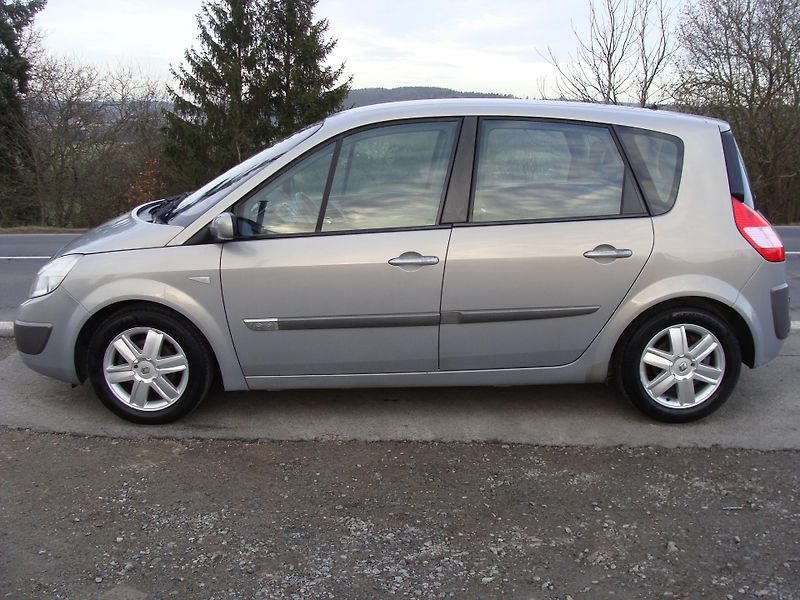 Renault Scénic 1.6i 16V, velmi zachovalý - fotka 3 z 22