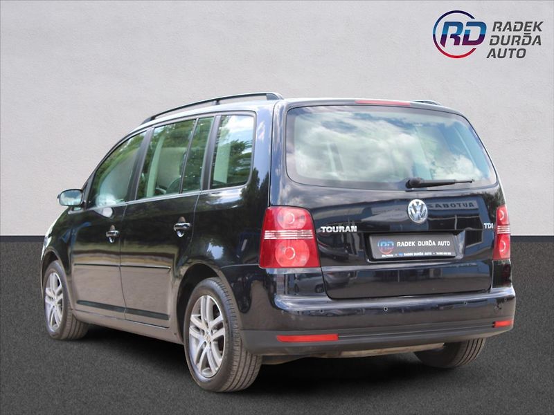 Volkswagen Touran 1,9 TDI  KLIMATIZACE,TEMPOMAT - fotka 7 z 21