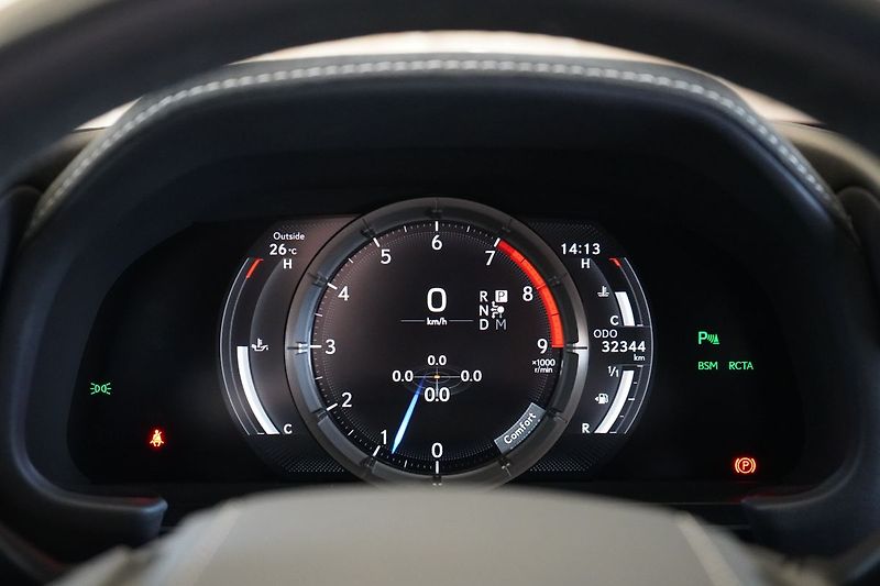 Lexus LC 500 Sport+ 351 kW - fotka 26 z 40