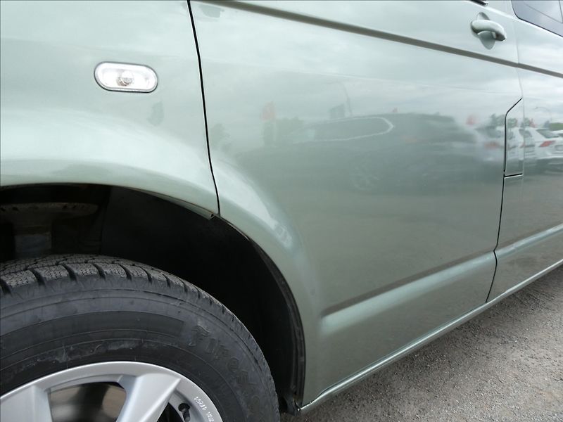 Volkswagen Caravelle 2,5 TDi 96kW LONG 8.míst,závěs - fotka 13 z 33