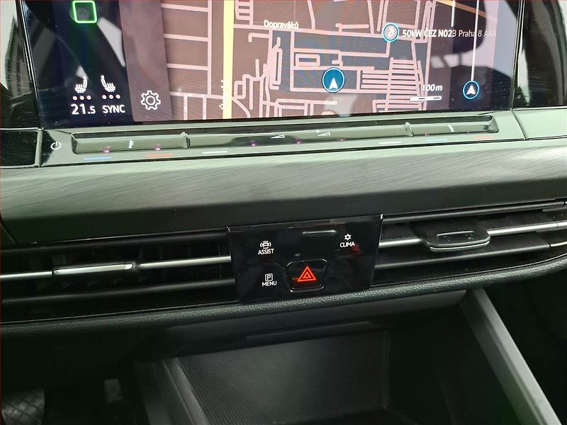 Volkswagen Golf (2022) Style 1.5 TSI, ČR,1.maj, Navi - fotka 15 z 18