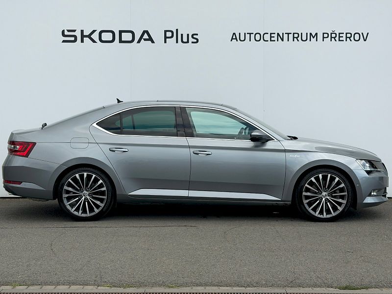 Škoda Superb (2016) 2.0 TSI 206kW L&K DSG 4x4 - fotka 32 z 35