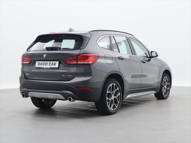 BMW X1 2.0 18d sDrive 110kW CZ - fotka 7 z 31