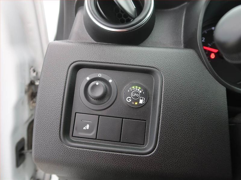 Dacia Duster (2021) Prestige 1.0 TCe, LPG - fotka 16 z 17