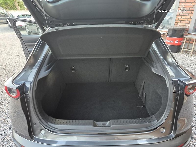 Mazda CX-30 (2020) 2.0i Skyactive-X Selection Led - fotka 20 z 52