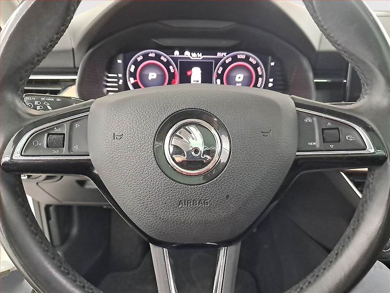 Škoda Scala (2020) Style 1.5 TSI, Automat - fotka 17 z 20