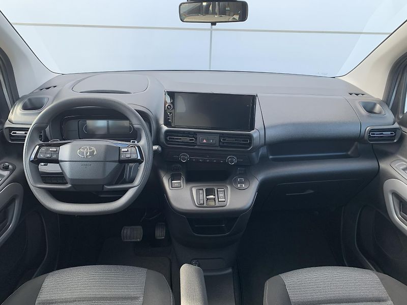 Toyota ProAce City Verso (2026) LONG BUSINESS 7S 1,5D AT - fotka 5 z 14