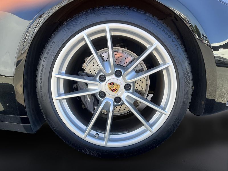 Porsche 911 (2020) Carrera - fotka 14 z 25