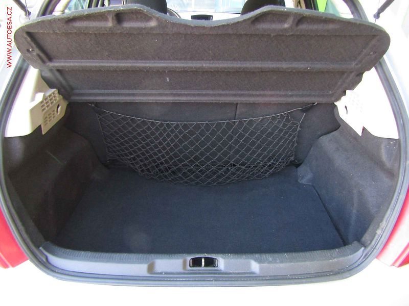 Peugeot 207 (2008) 1.4 i, Klima - fotka 7 z 16