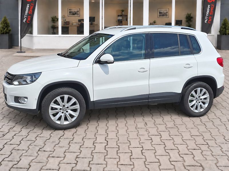Volkswagen Tiguan (2009) 2.0TDI 103kW DSG 4MOTION -ČR - fotka 5 z 35
