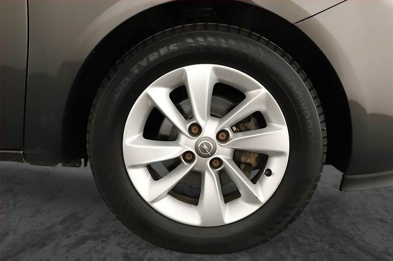 Opel Corsa (2016) 1.4, Tempomat - fotka 11 z 13