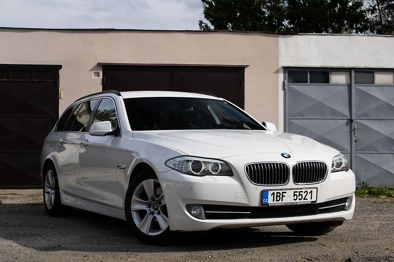BMW Řada 5 - fotka 3 z 22