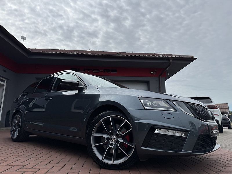 Škoda Octavia (2018) RS 2.0 TDi DSG ACC LED 135kW - fotka 50 z 50
