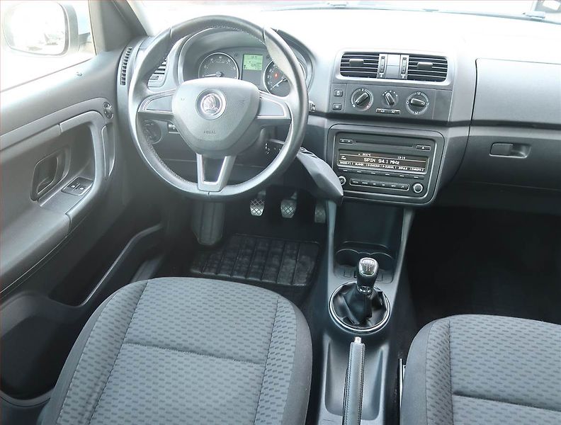 Škoda Roomster (2013) Ambition 1.2 TSI, ČR,1.maj - fotka 7 z 13