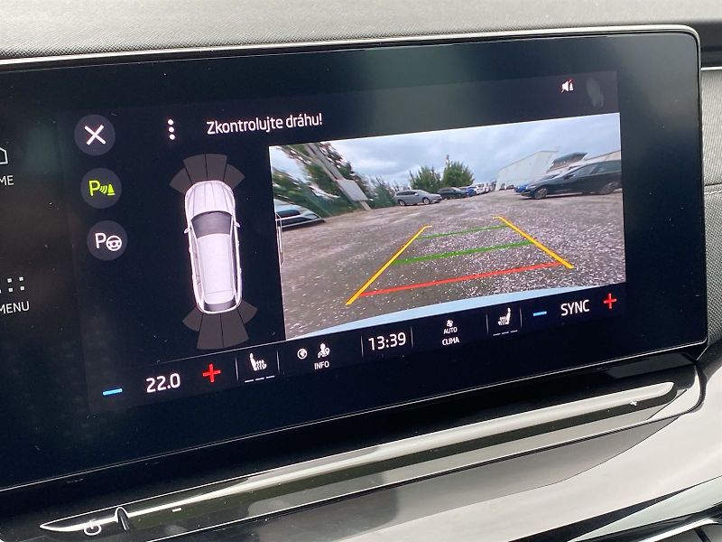 Škoda Octavia (2022) Combi 2.0 TDI 4x4 DSG Style+ - fotka 12 z 36