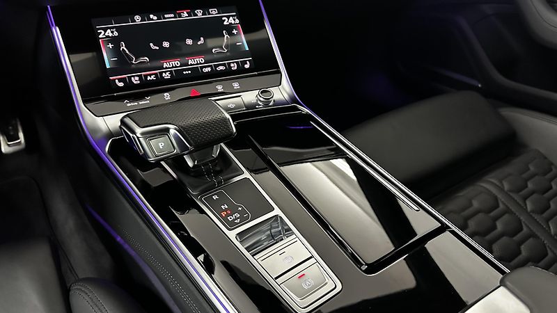 Audi RS 7 V8 4.0 / STAV NOVÉHO VOZU - fotka 19 z 54