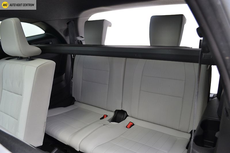 Renault Espace ICONIC E-TECH FULL HYBRID 200k - fotka 29 z 79