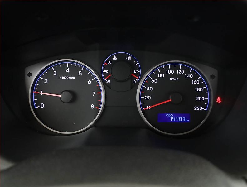Hyundai i20 (2013) 1.2, Serv.kniha - fotka 8 z 14
