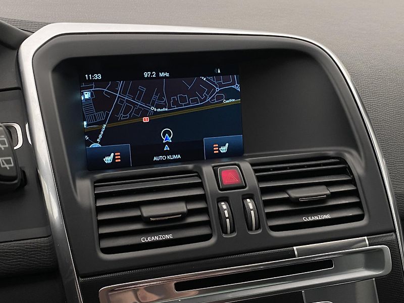 Volvo XC60 D3 R-DESIGN - fotka 37 z 45