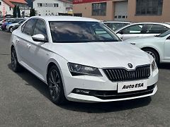 Škoda Superb (2017) 2.0 TDi 4x4, ČR, DSG, navi - fotografie inzerátu
