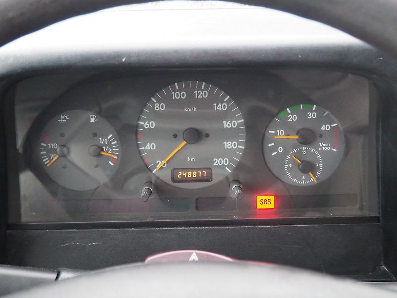 Volkswagen LT (2002) 40 2.5 TDI, 3.5t - fotka 21 z 26
