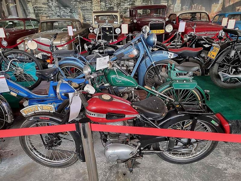 Továrna Terrot patřila k předním výrobcům motocyklů ve Francii. Dnes tuto značky připomínají hlavně kluby sběratelů historických strojů.