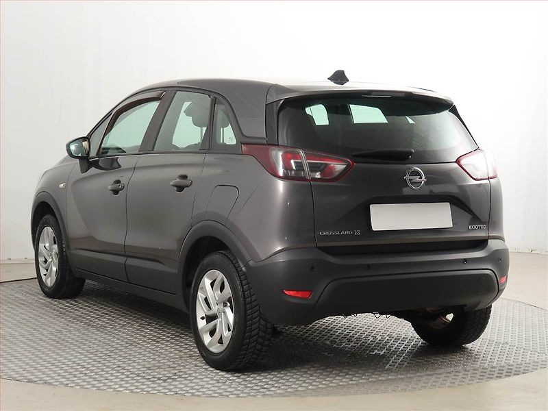 Opel Crossland X (2019) 1.2 Turbo, Tempomat - fotka 4 z 16
