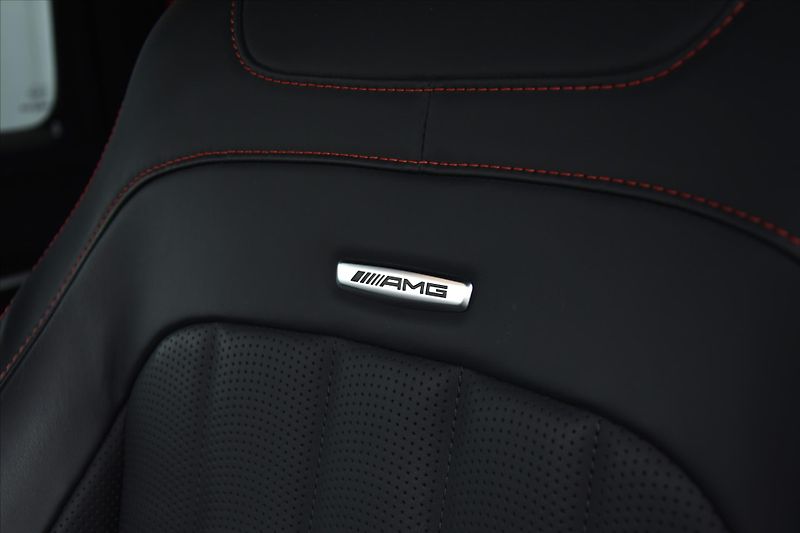 Mercedes-Benz Třídy G 63 AMG MANUFAKTUR ZÁRUKA ČR - fotka 11 z 32