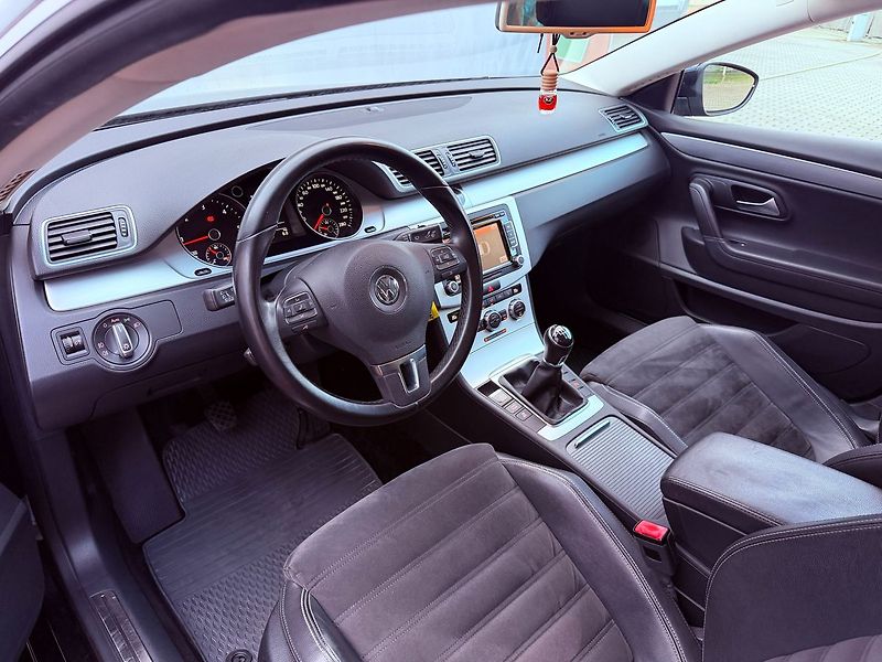 Volkswagen CC 2.0 TDi, ČR - fotka 15 z 29