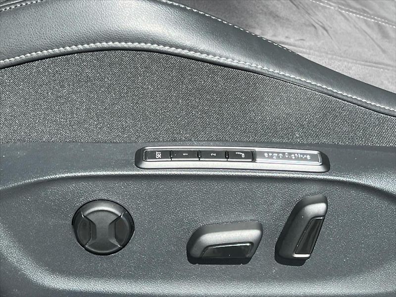 Volkswagen ID.7 1,0 210 kW kap. 77kWh  PRO - fotka 23 z 33