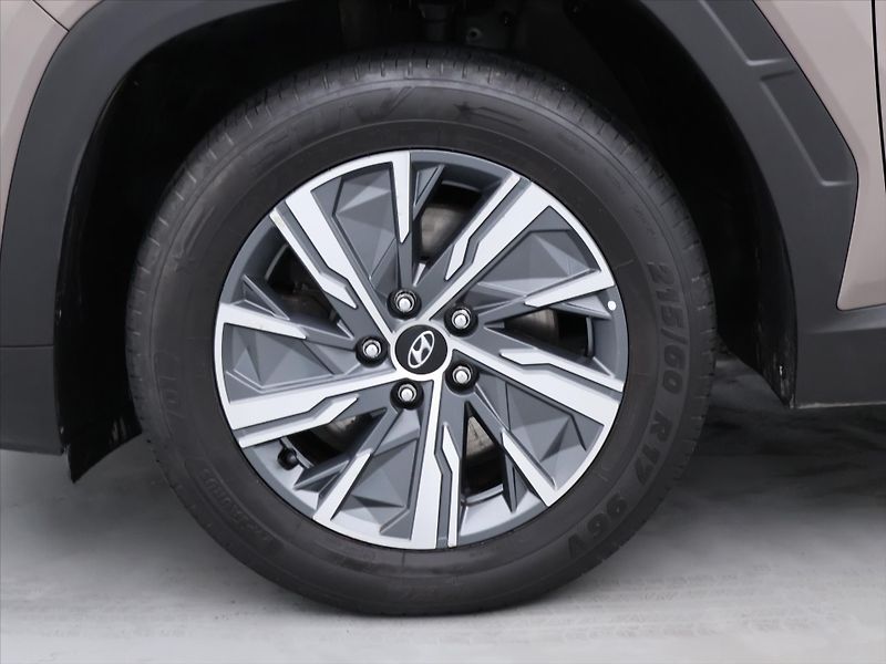 Hyundai Tucson 1,6 T-GDI 132 kW Smart DPH CZ - fotka 25 z 32