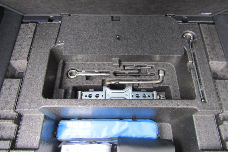 Subaru Outback (2025) 2,5i TOURING MY25.5 - fotka 37 z 62