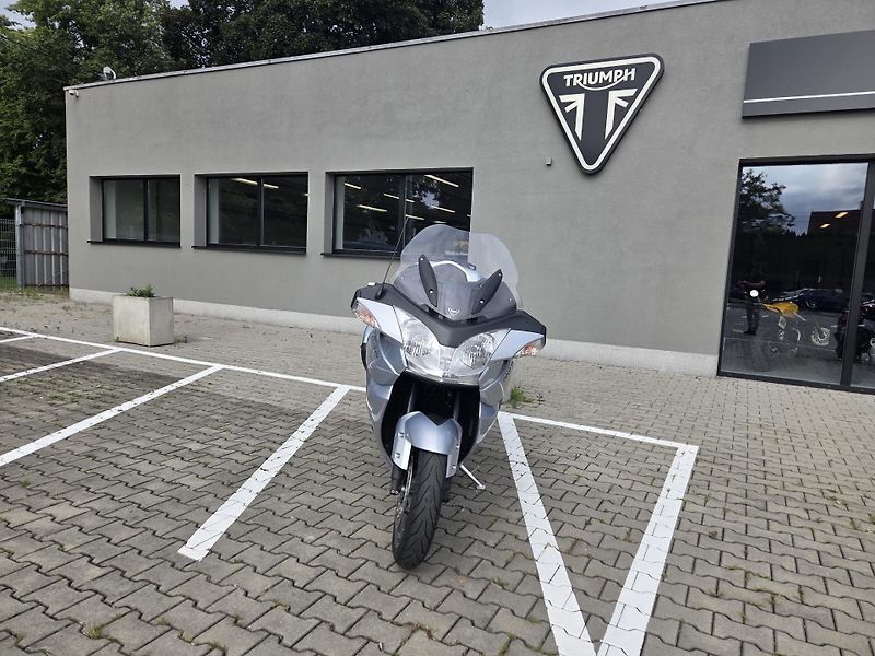 Triumph Trophy 1200 (2012) SE  - fotka 8 z 14