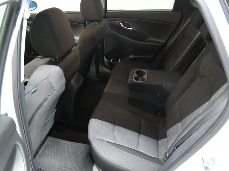 Hyundai i30 - fotka 24 z 26