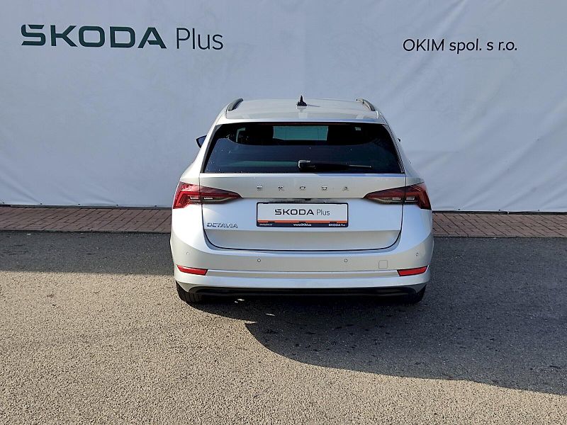 Škoda Octavia (2022) Combi Ambition Plus 2,0 Tdi 85 - fotka 34 z 36